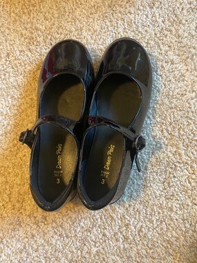 Dream Pairs Girls' Black Patent Mary Jane Shoes, size 3